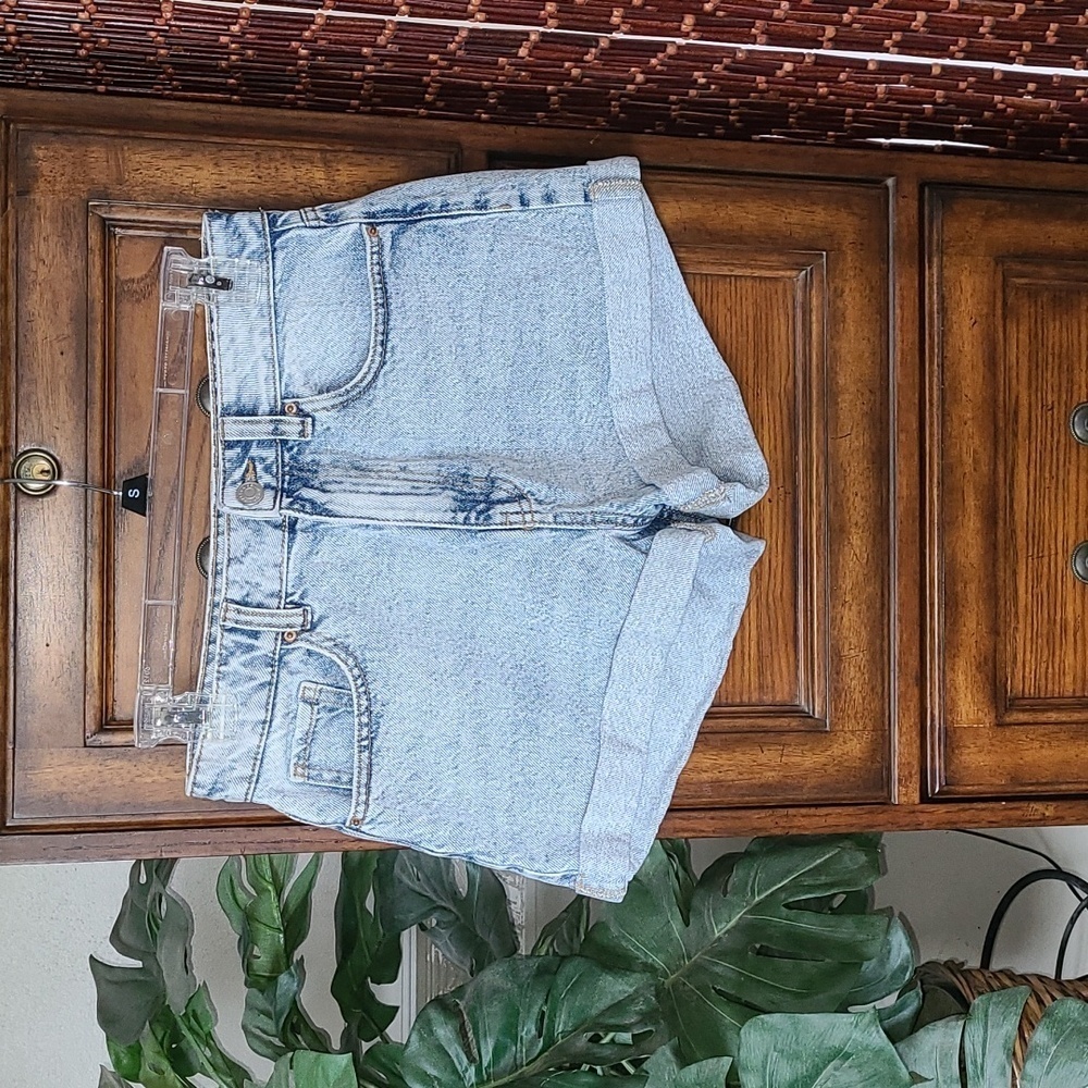 PacSun Mom Short Size 26